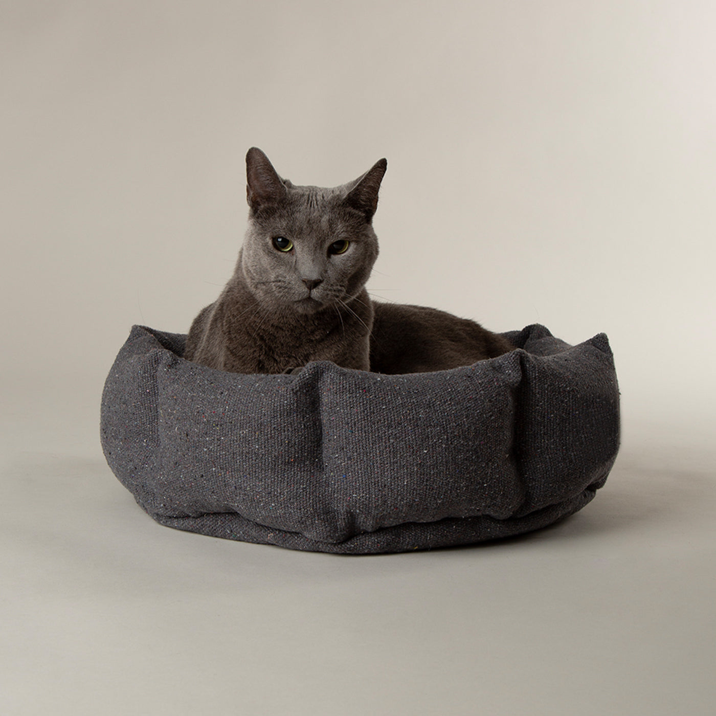 Scruffs 100% Recycled Charcoal Grey Eco Eden Cat Bed